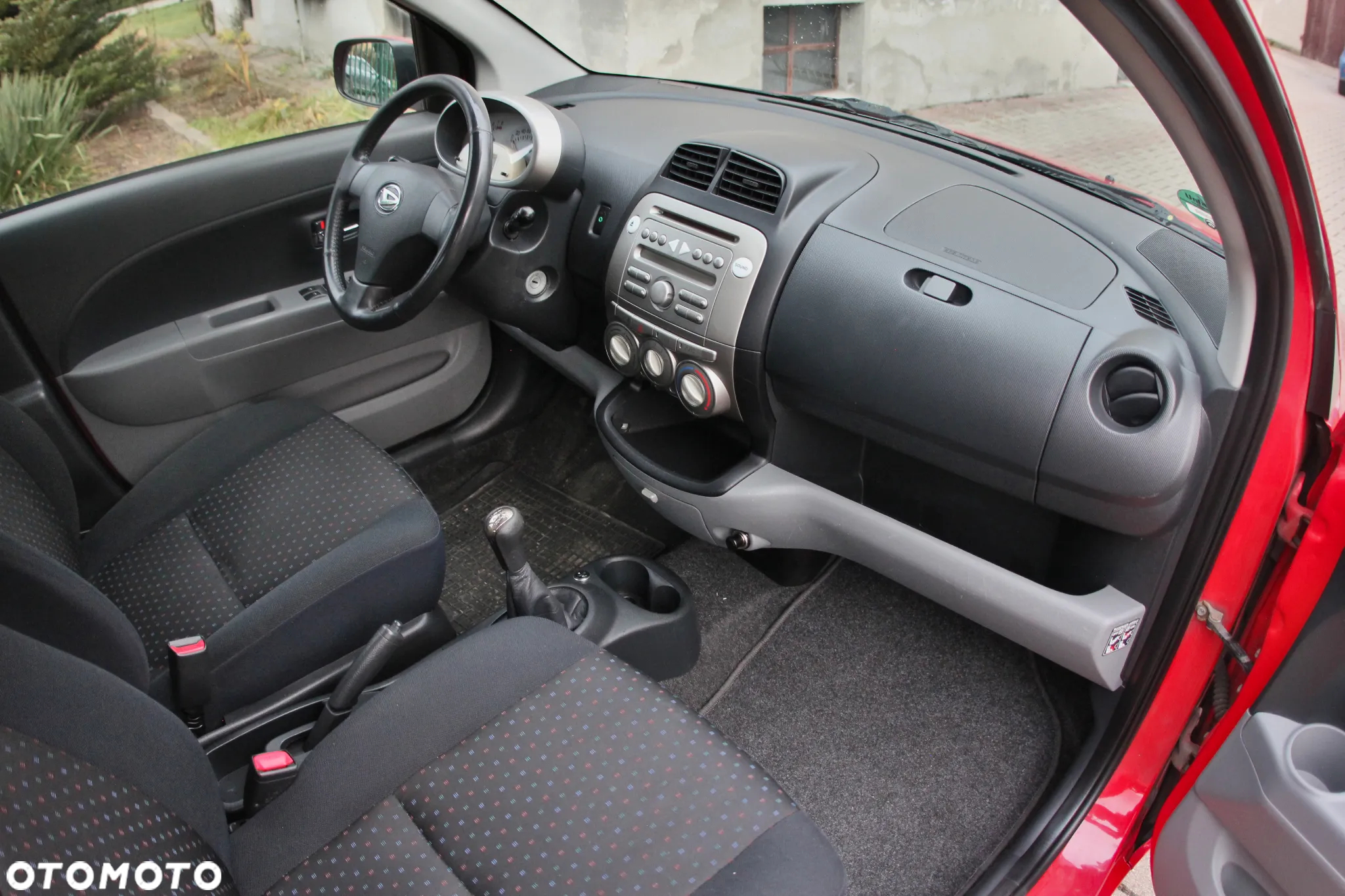 Daihatsu Sirion - 22
