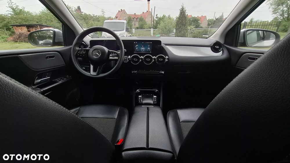 Mercedes-Benz Klasa B 180 d 8G-DCT Style - 24