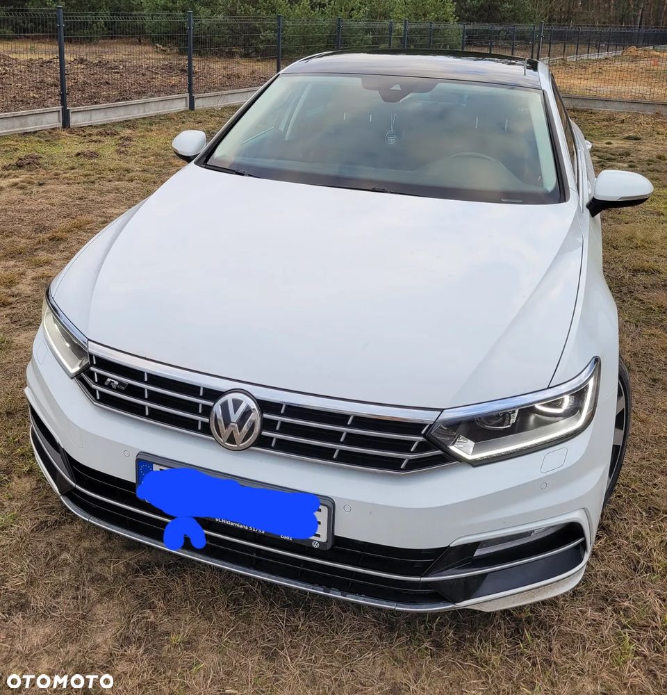 Volkswagen Passat - 2