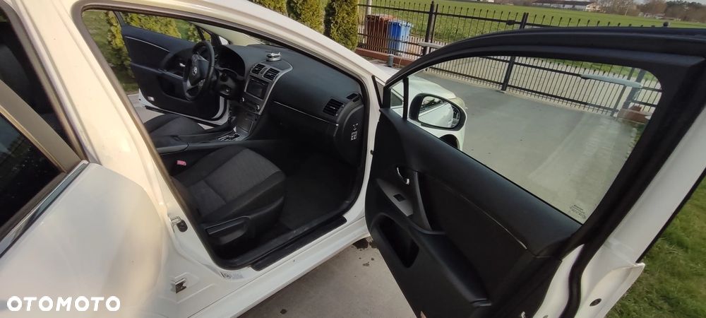 Toyota Avensis Touring Sports 1.8 Multidrive S Business Edition - 7