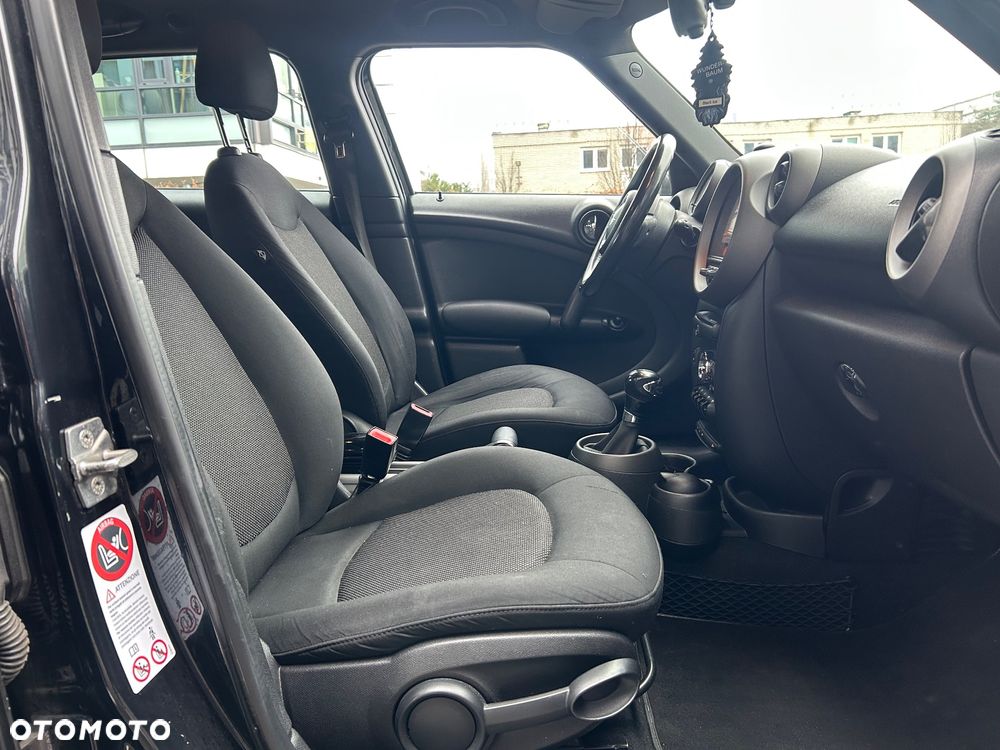 MINI Countryman Cooper D ALL4 - 17