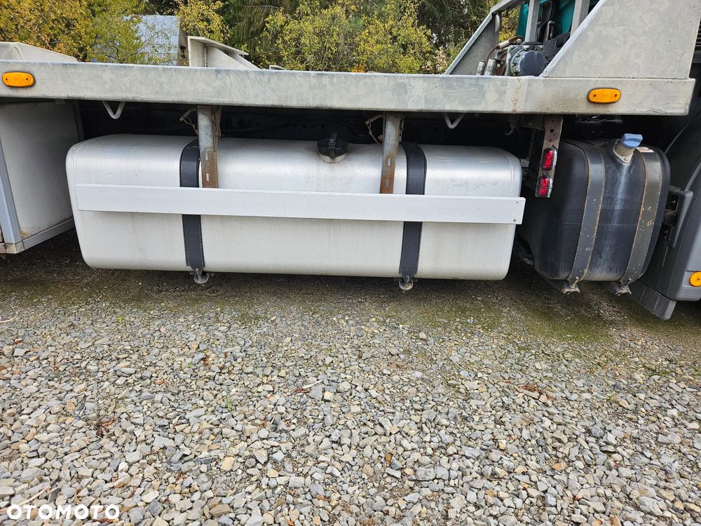 Mercedes-Benz Actros - 21