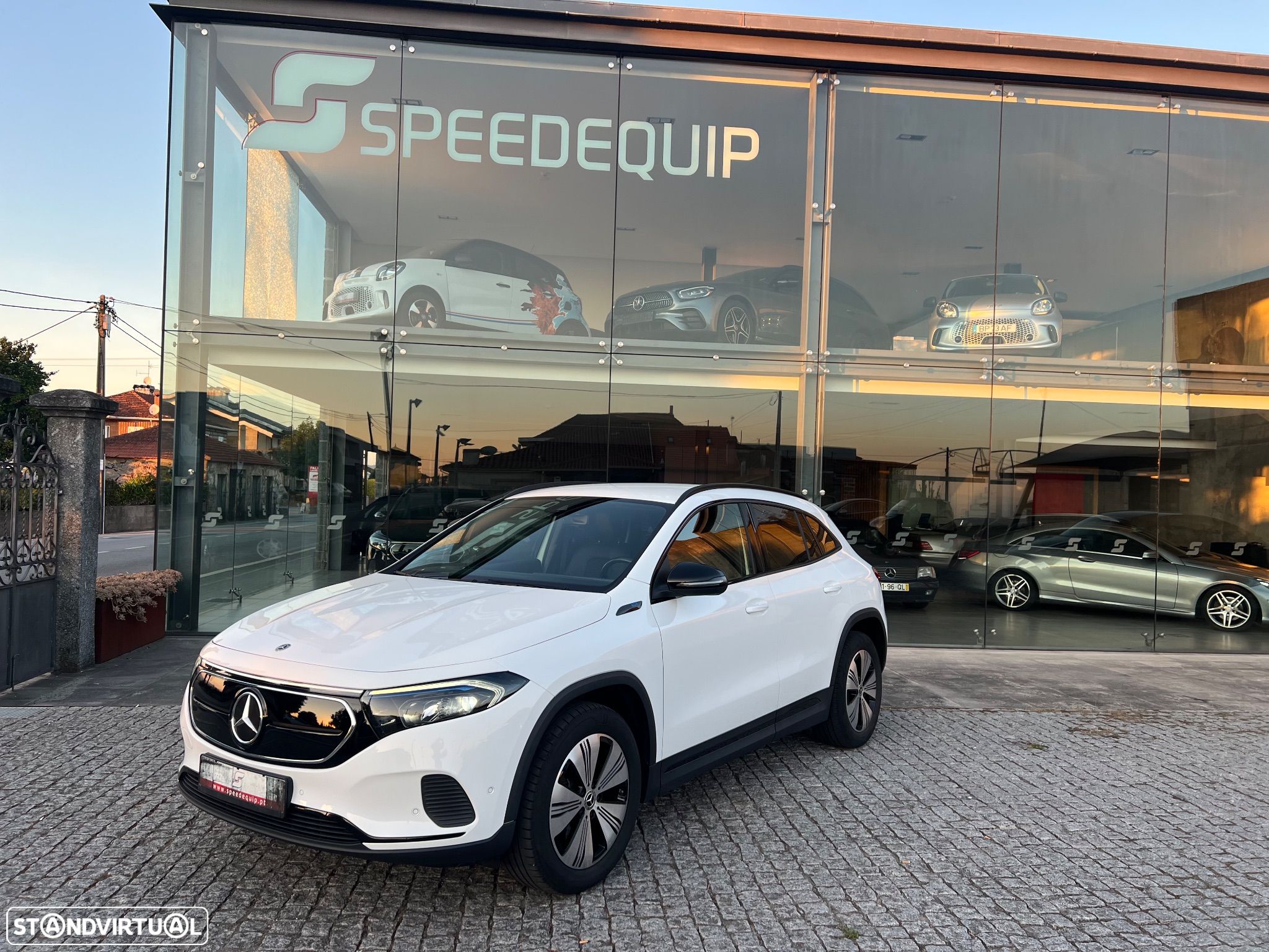 Mercedes-Benz EQA 250 Progressive - 1