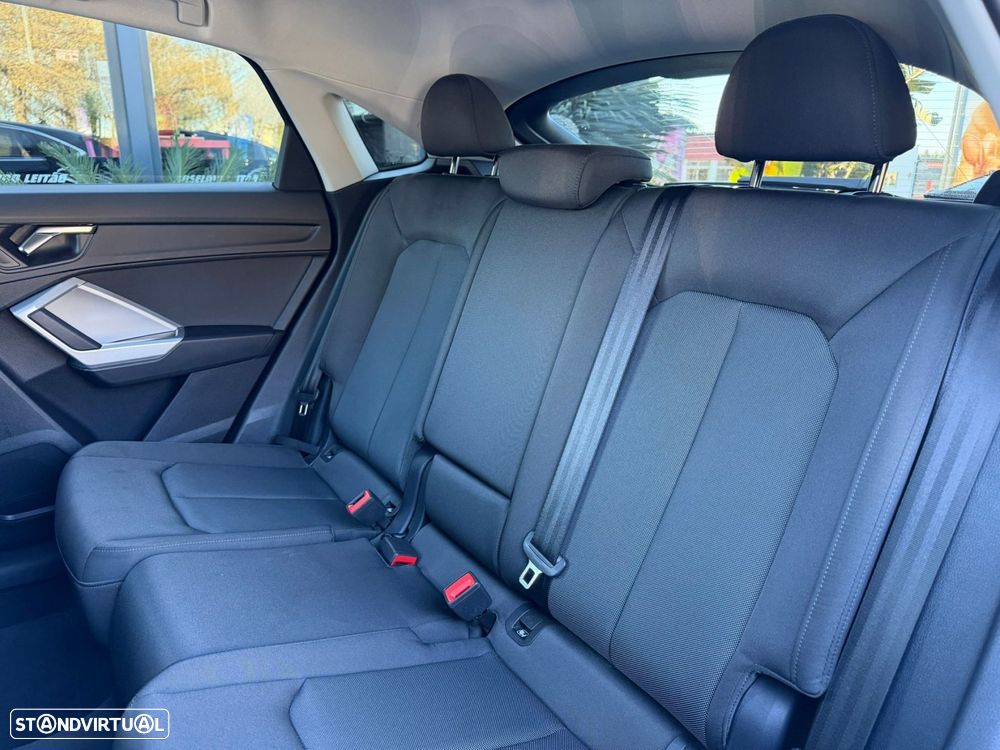 Audi Q3 Sportback 35 TDI S tronic - 17