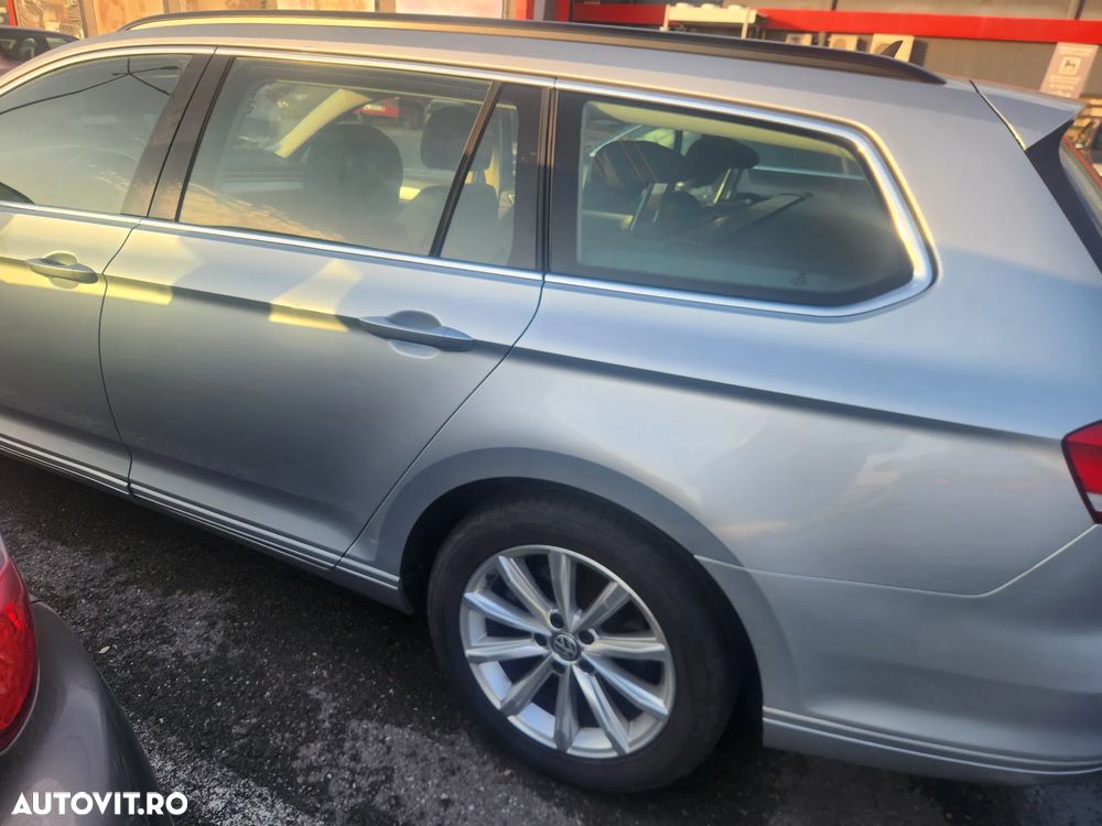 Volkswagen Passat Variant 2.0 TDI Comfortline - 17