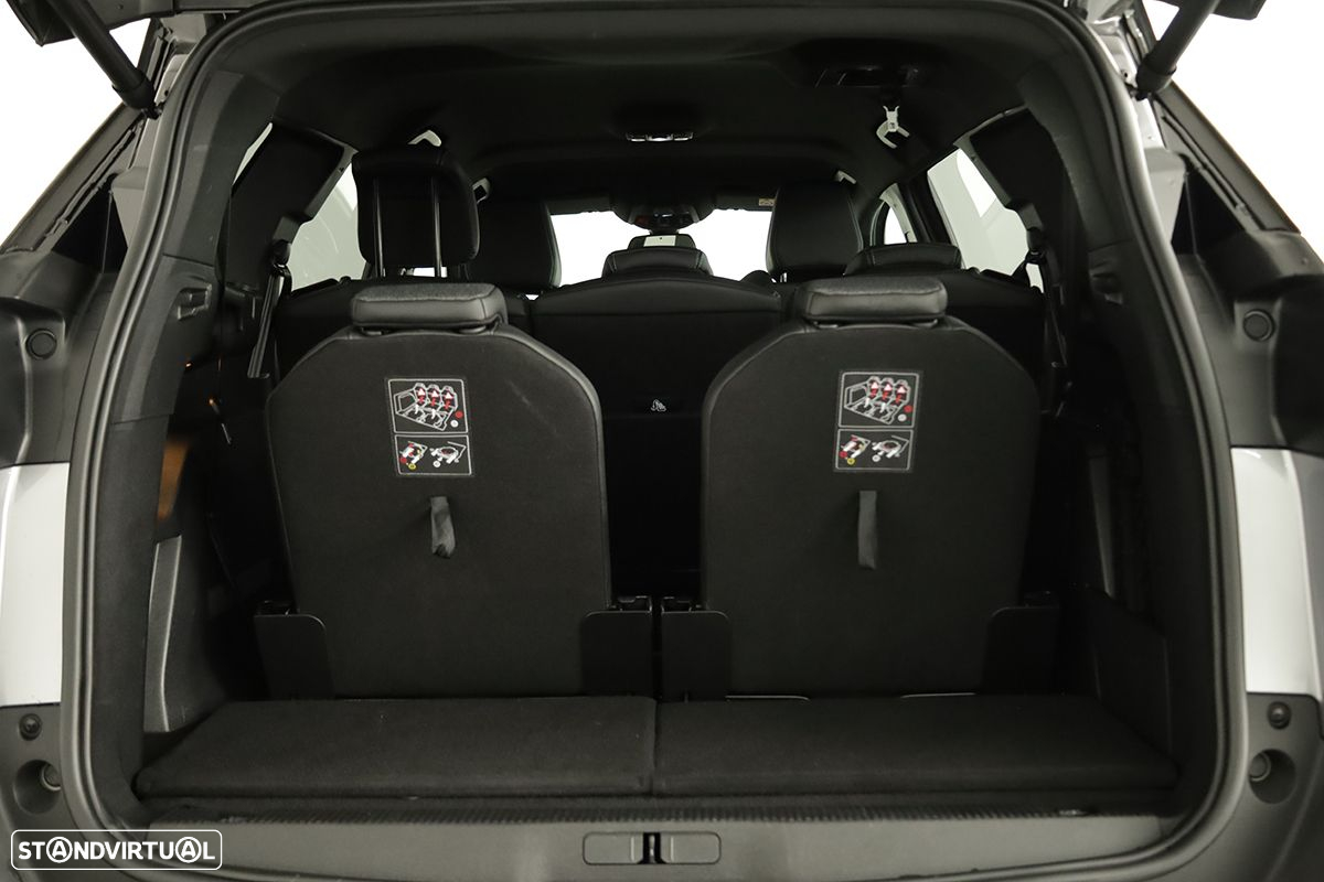 Peugeot 5008 1.2 PureTech Allure Pack EAT8 - 26