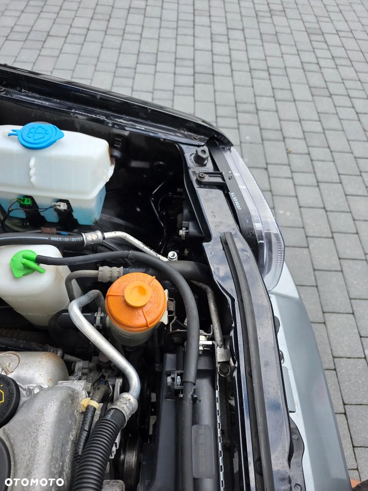 Suzuki Jimny 1.3 - 24