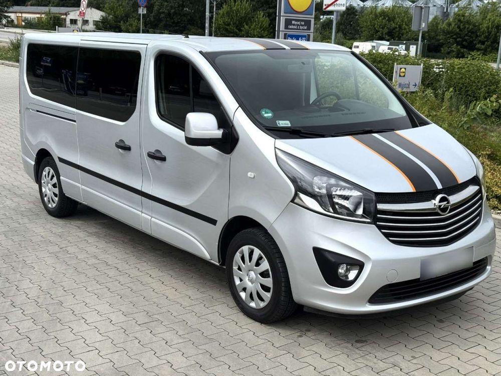 Opel Vivaro - 9