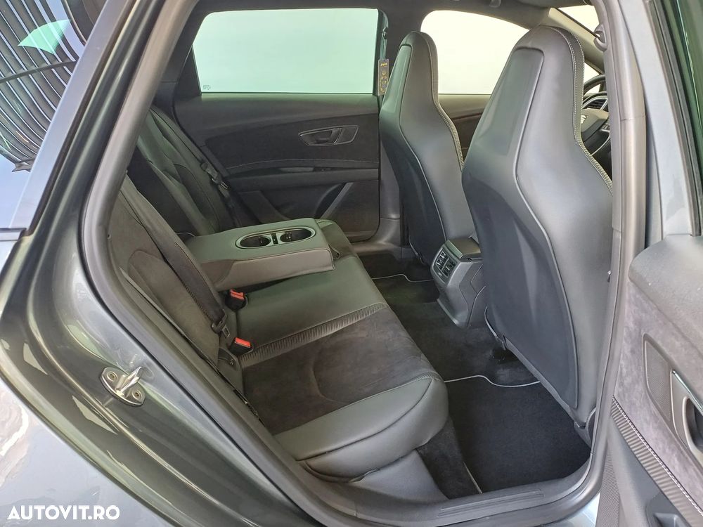 Seat Leon ST 2.0 TSI Start&Stop 4Drive DSG Cupra 300 Edition Carbon - 32