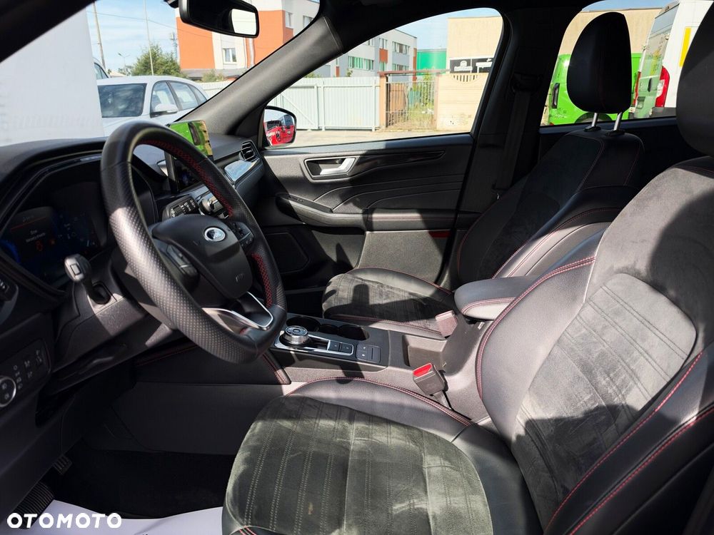 Ford Kuga 2.5 FHEV AWD ST-Line X - 14