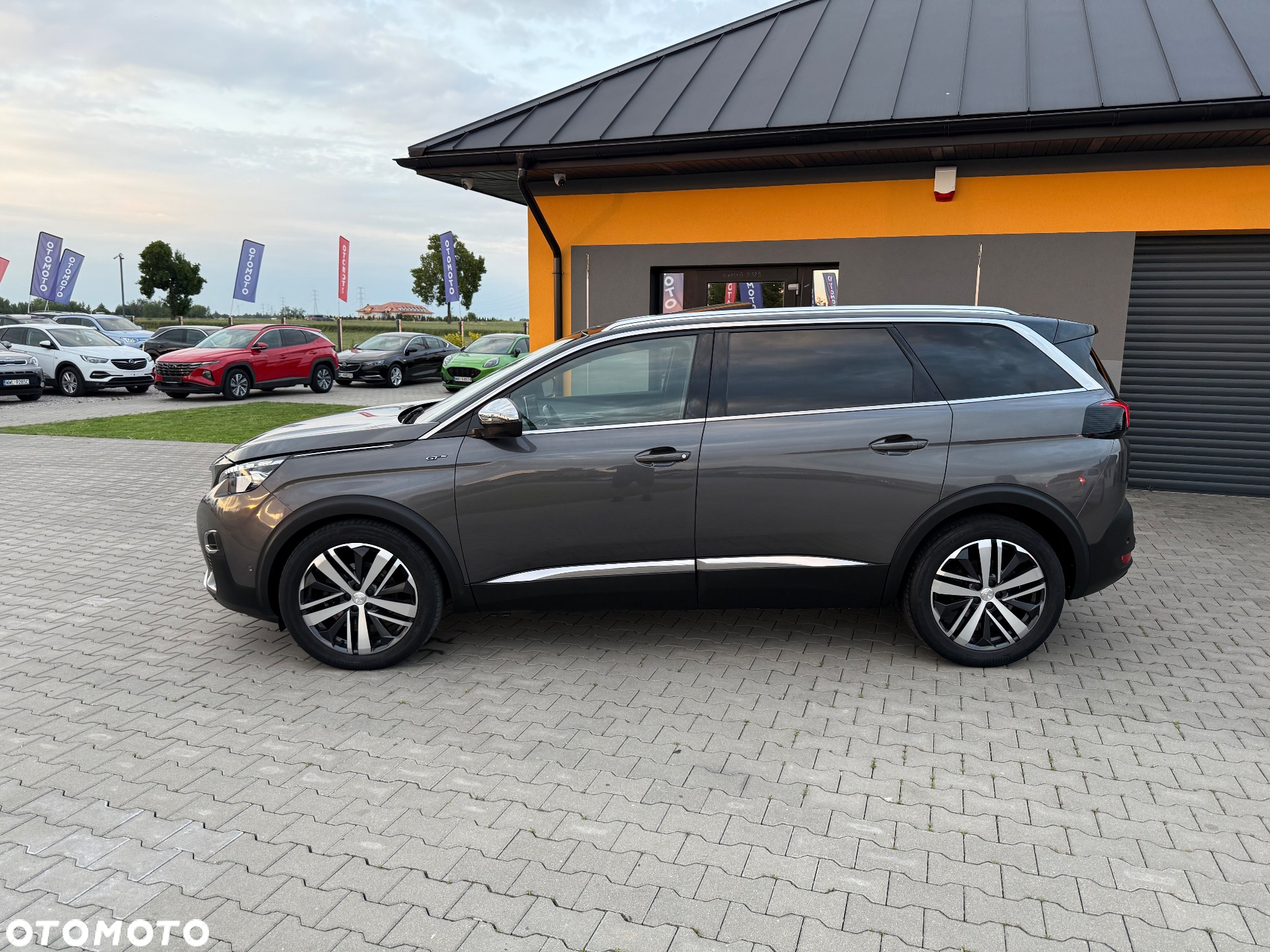 Peugeot 5008 2.0 BlueHDI GT S&S EAT8 - 12