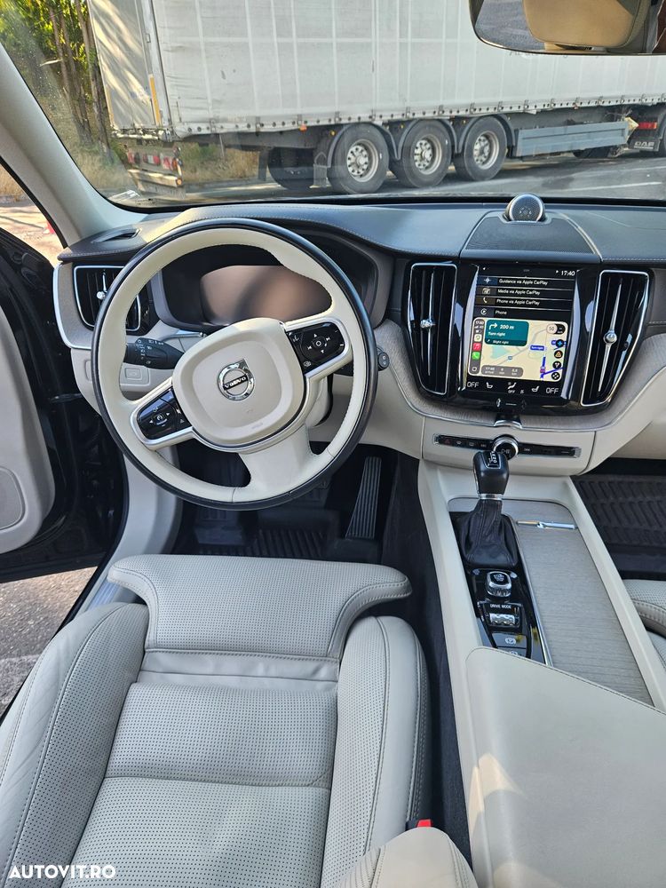 Volvo XC 60 D5 AWD Inscription - 11