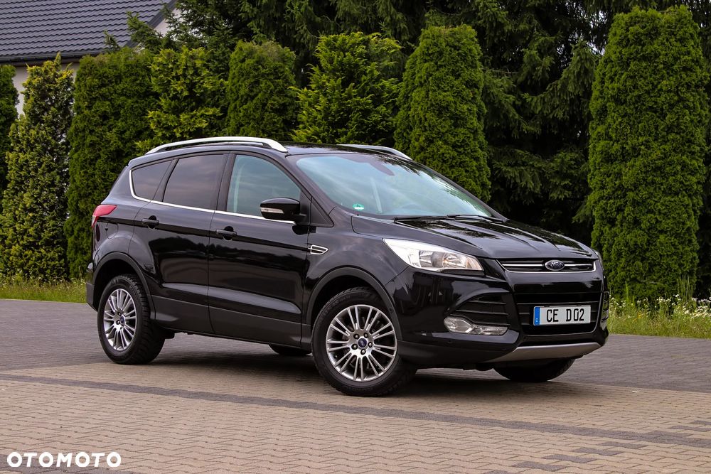 Ford Kuga 2.0 TDCi 2x4 Titanium - 10