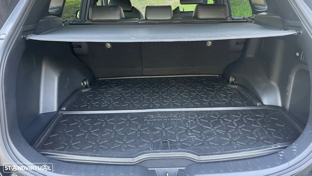 Toyota RAV4 2.5 HDF Plug-in Square Co.AWD-i - 9