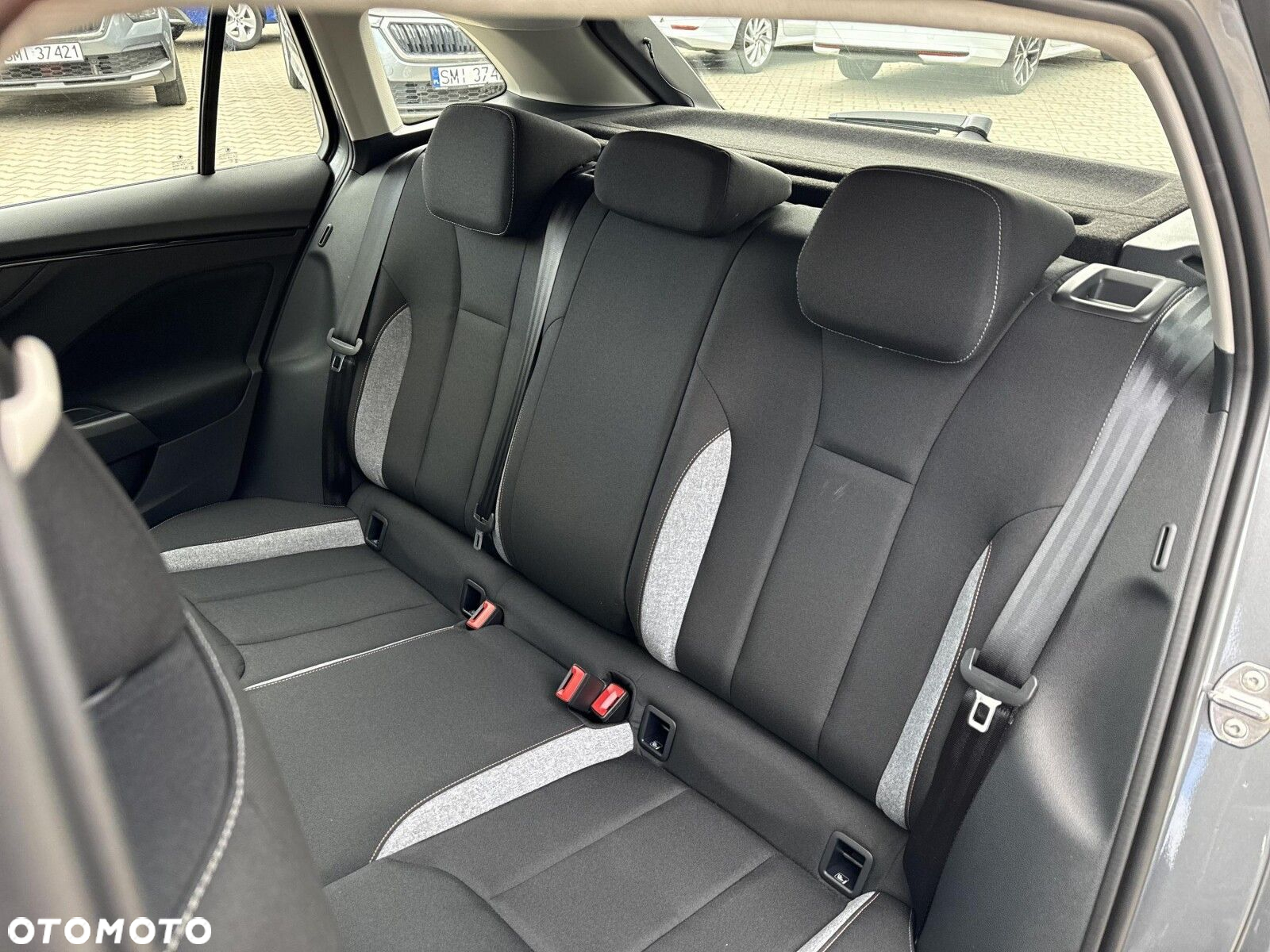 Skoda Scala 1.0 TSI Selection DSG - 32