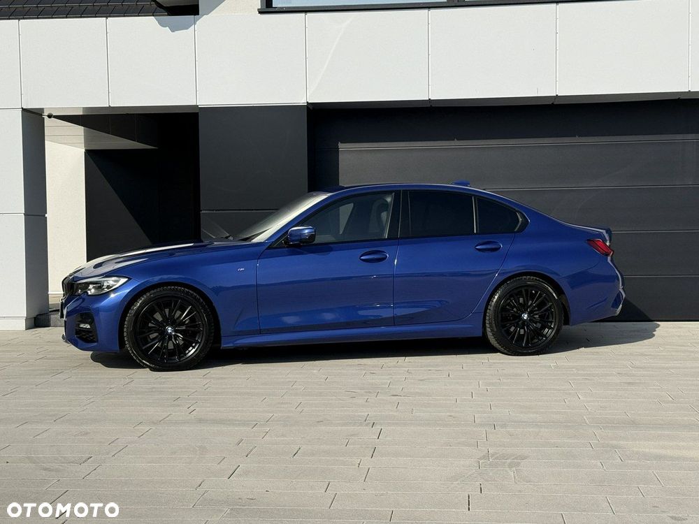 BMW Seria 3 320d xDrive M Sport sport - 23