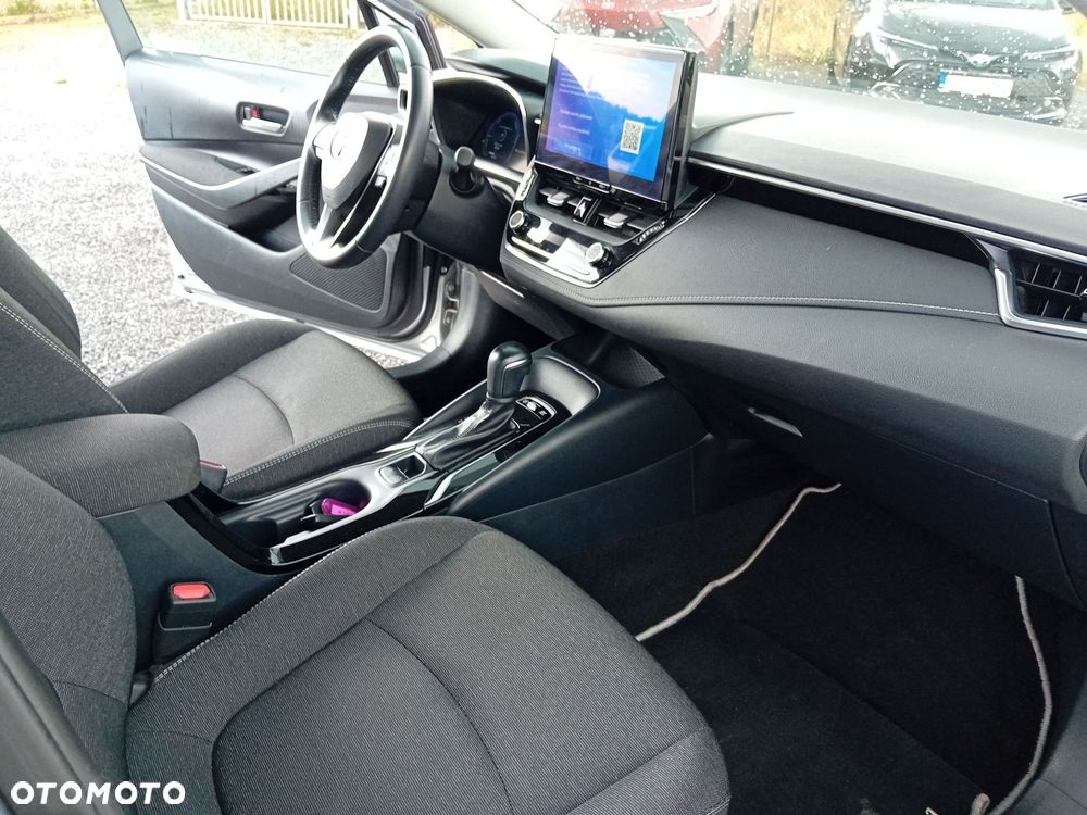 Toyota Corolla 1.8 Hybrid Comfort - 18