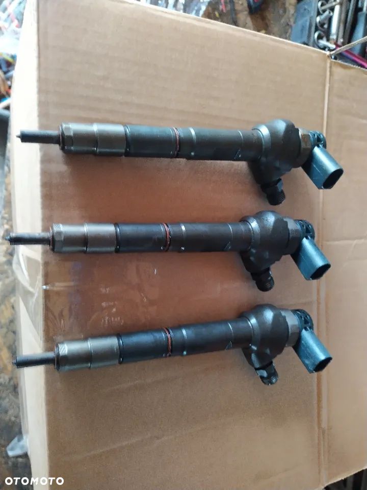 Wtryski VW audi skoda 1.6 TDI 04L130277G - 2