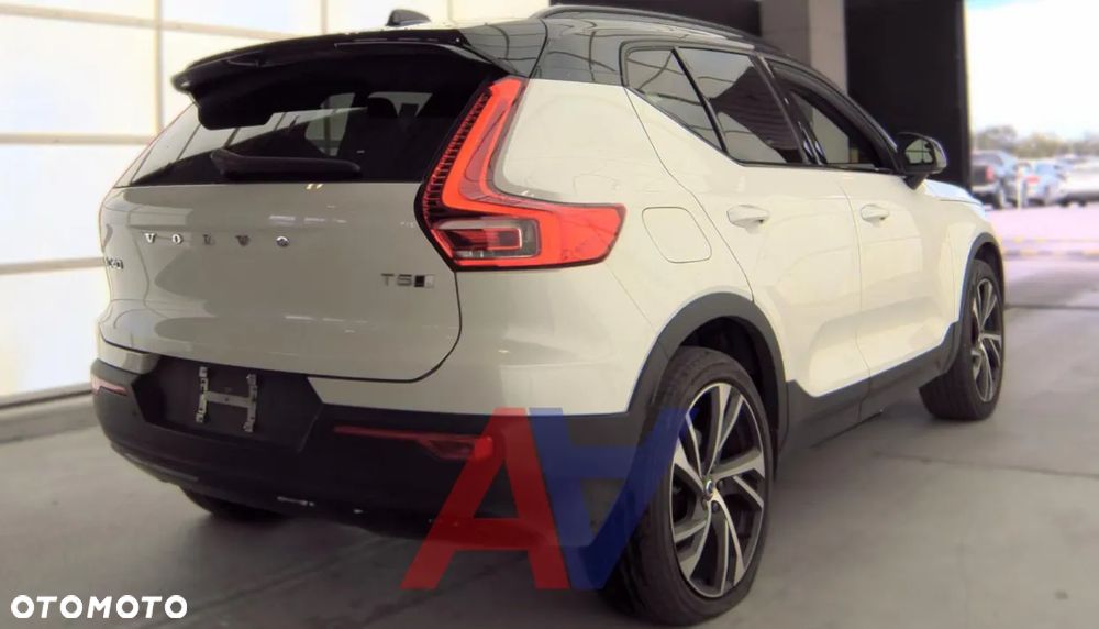 Volvo XC 40 T5 AWD Geartronic R-Design - 8