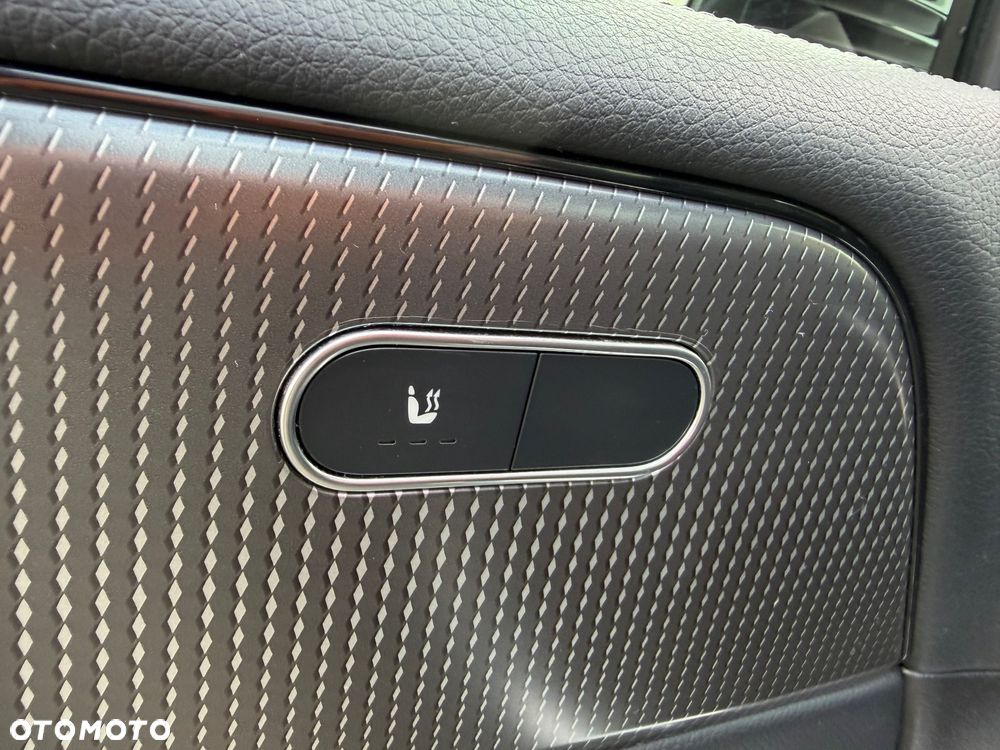 Mercedes-Benz GLB 200 d 8G-DCT Progressive - 26