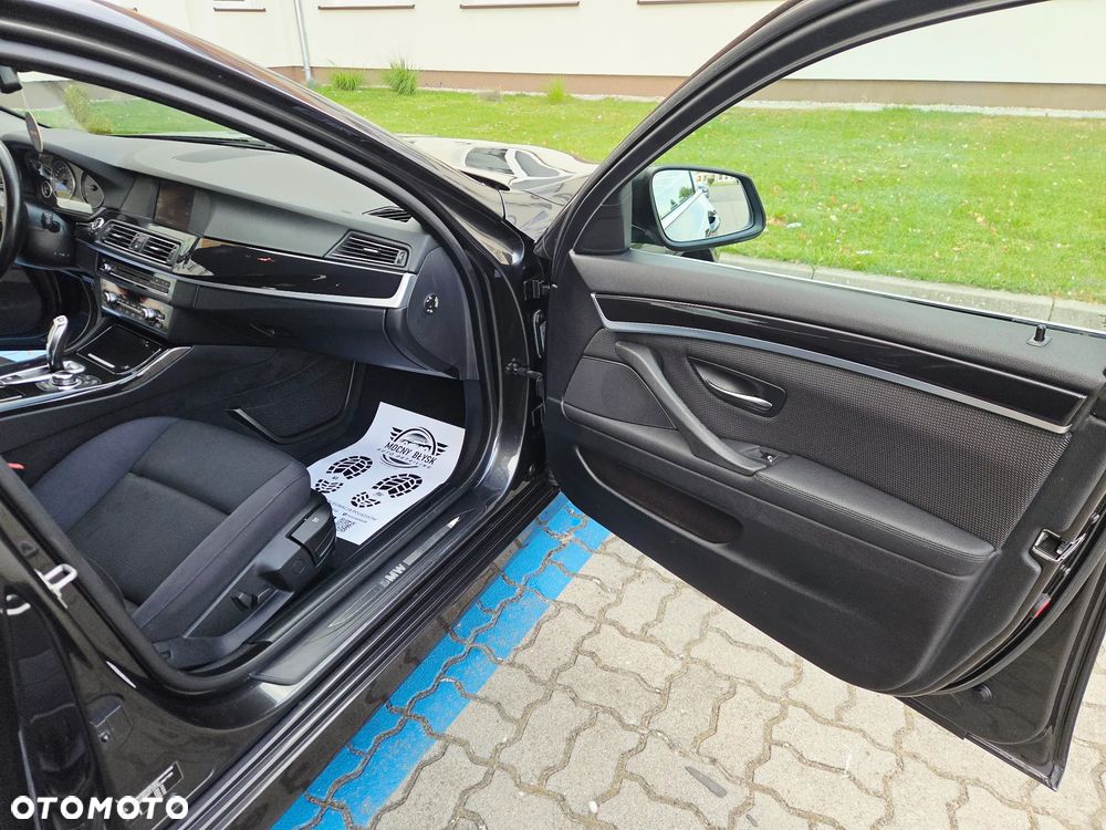 BMW Seria 5 - 24