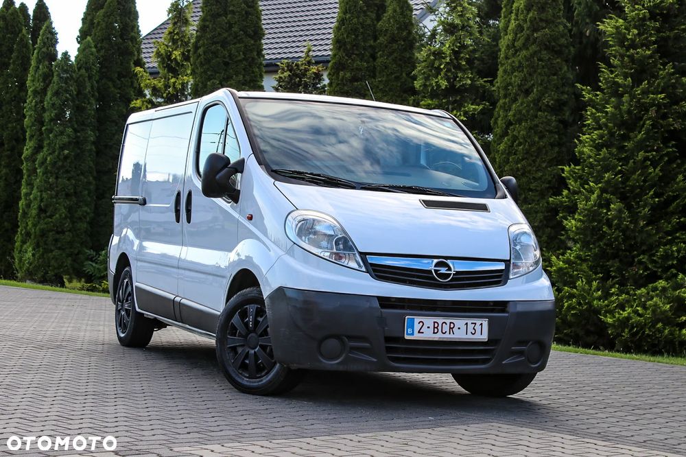 Opel VIVARO - 11