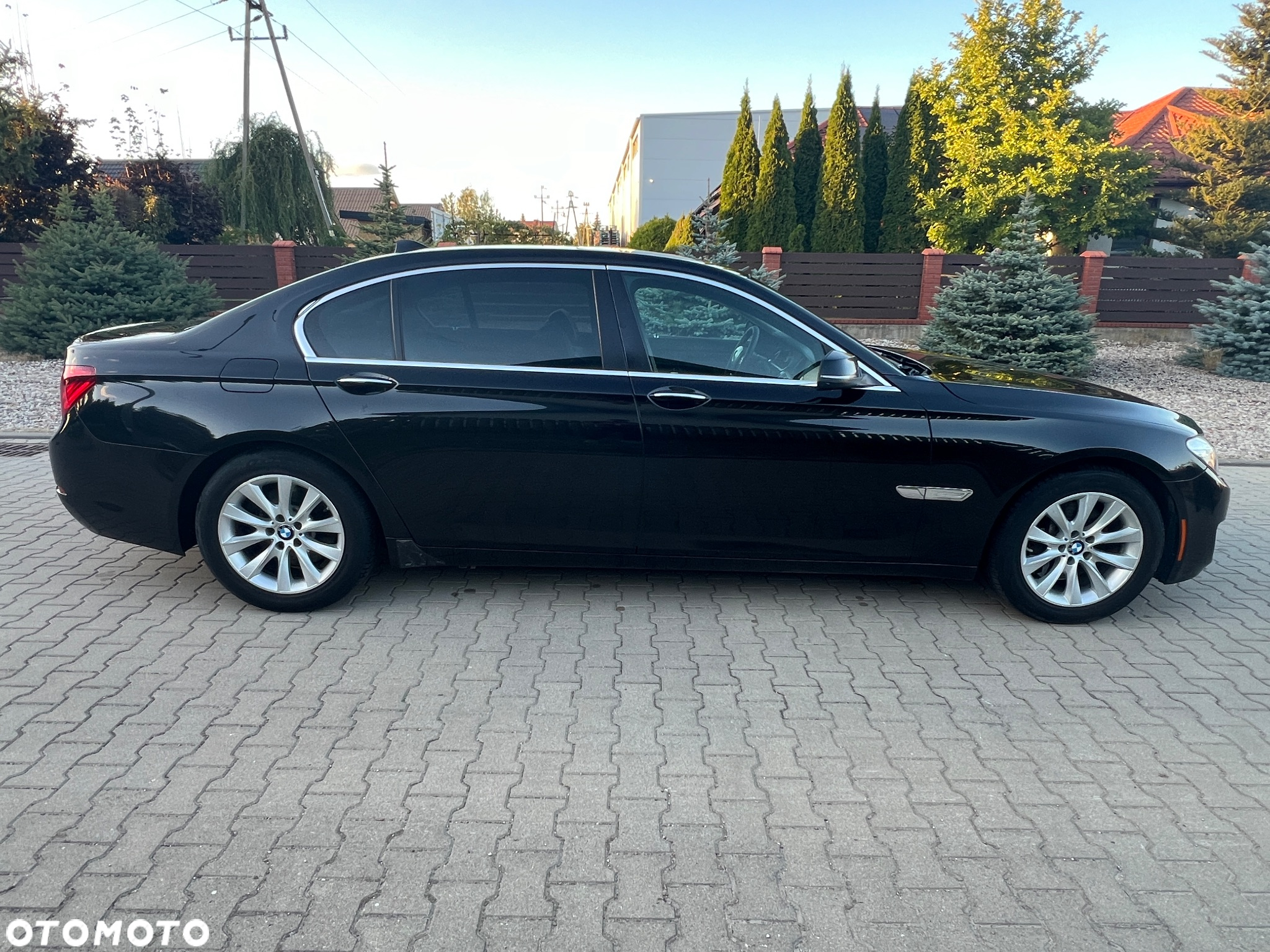 BMW Seria 7 740Li - 6