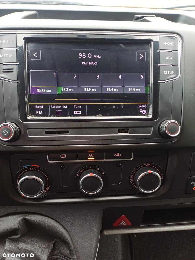 Volkswagen Transporter - 21