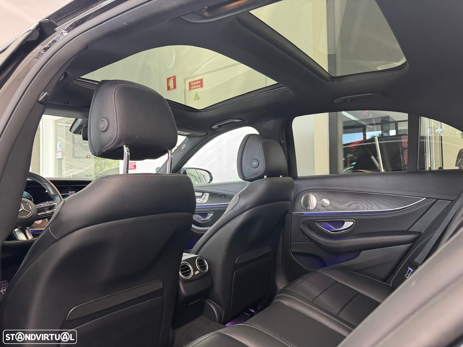 Mercedes-Benz E 300 de AMG Line - 13