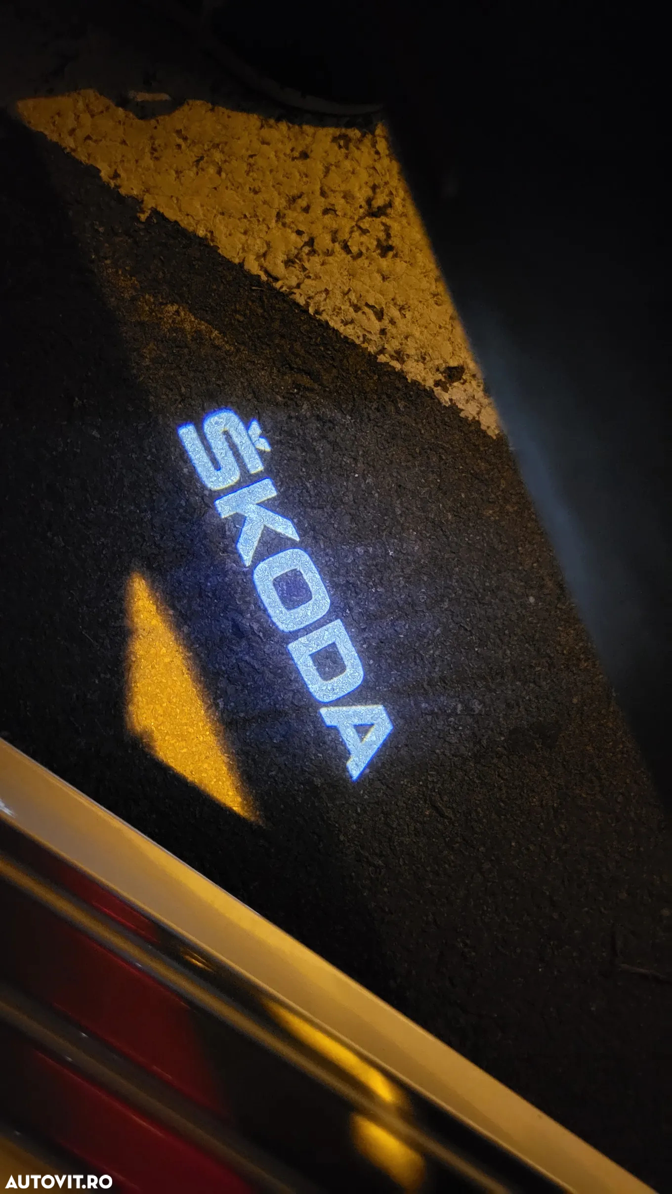 Skoda Octavia Combi 2.0 TDI 4x4 DSG Style - 20