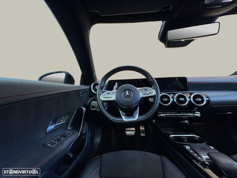 Mercedes-Benz CLA 200 d - 18