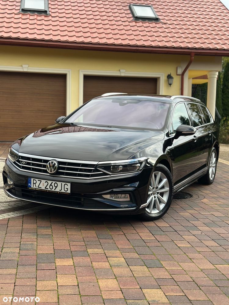 Volkswagen Passat 2019 photo 2