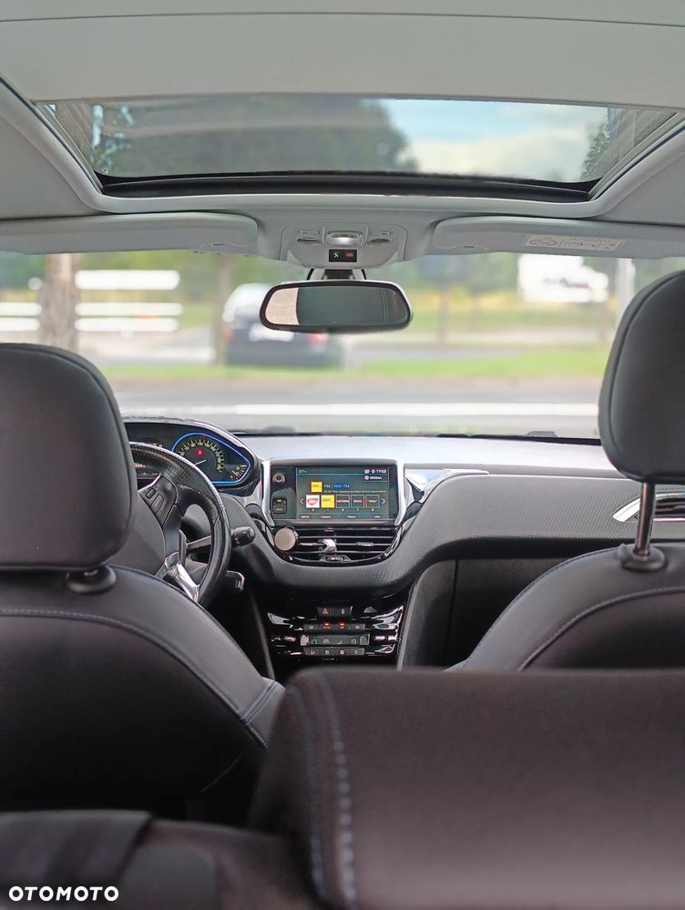 Peugeot 2008 1.2 Pure Tech Crossway S&S EAT6 - 20