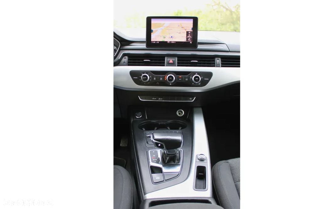 Audi A4 Avant 2.0 TDI S tronic - 27