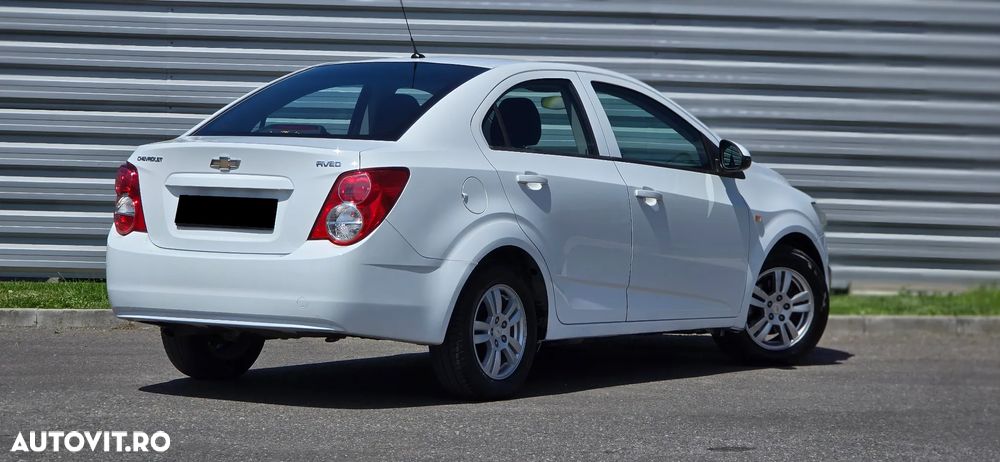 Chevrolet Aveo 1.3 LTZ - 3