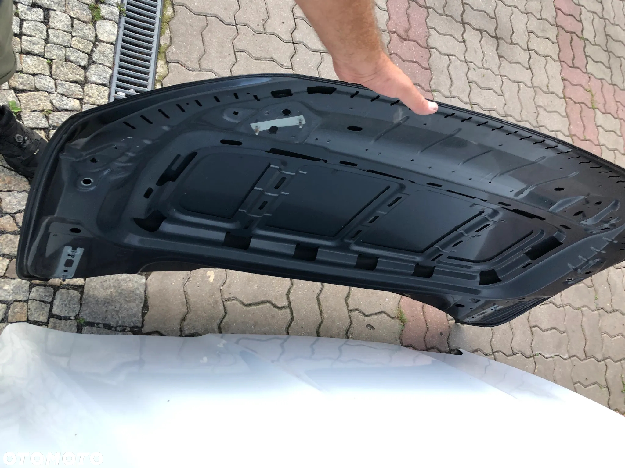 VW TAIGO MASKA POKRYWA SILNIKA 2G7 - 4