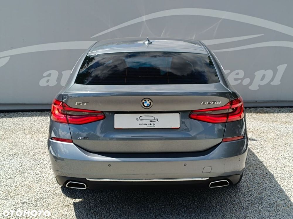 BMW 6GT - 15