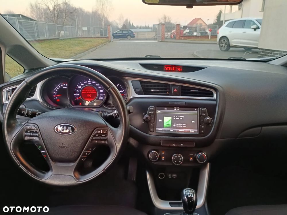 Kia Ceed 1.4 CVVT ISG Vision - 26