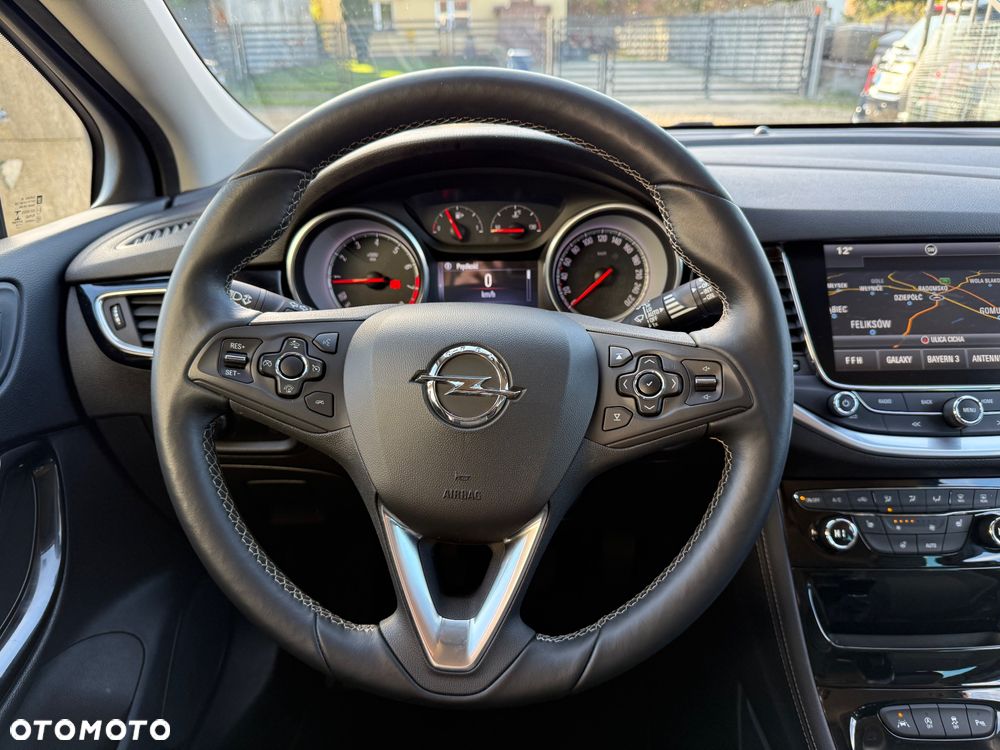 Opel Astra 1.4 Turbo Innovation - 14