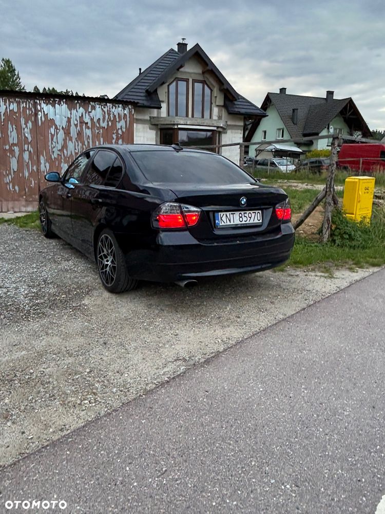 BMW Seria 3 320d - 10