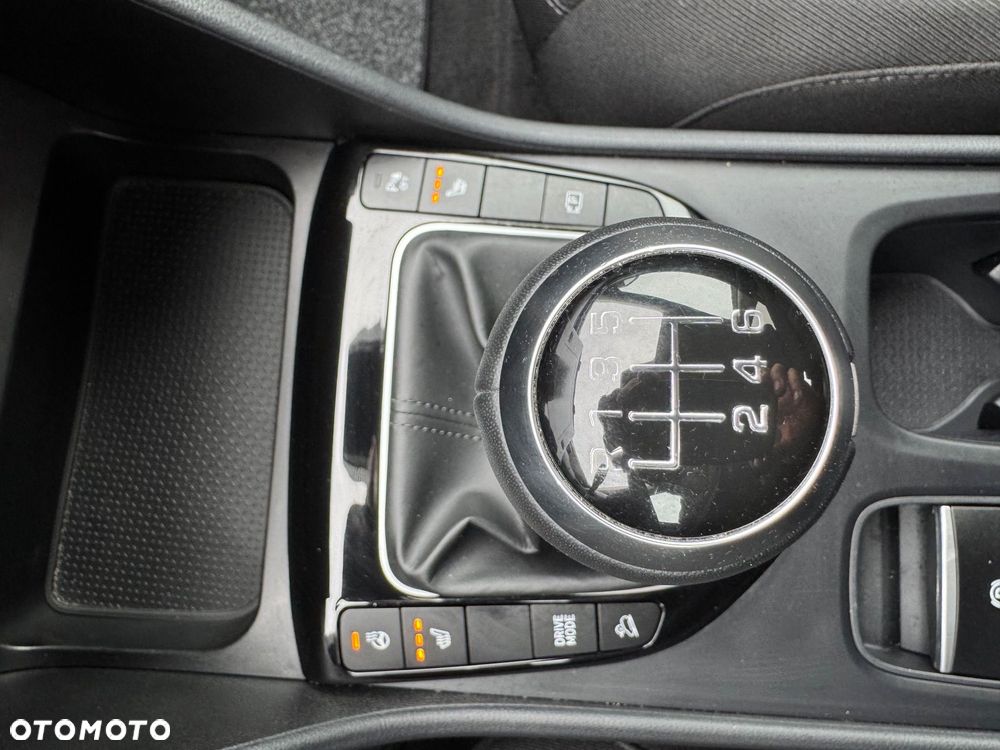 Hyundai Tucson 1.6 T-GDi Smart 2WD - 22