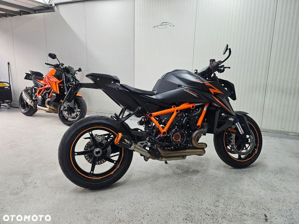 KTM Super Duke 1350 - 14