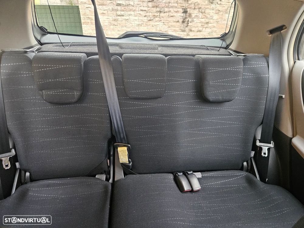 Toyota Yaris 1.0 VVT-i AC - 9