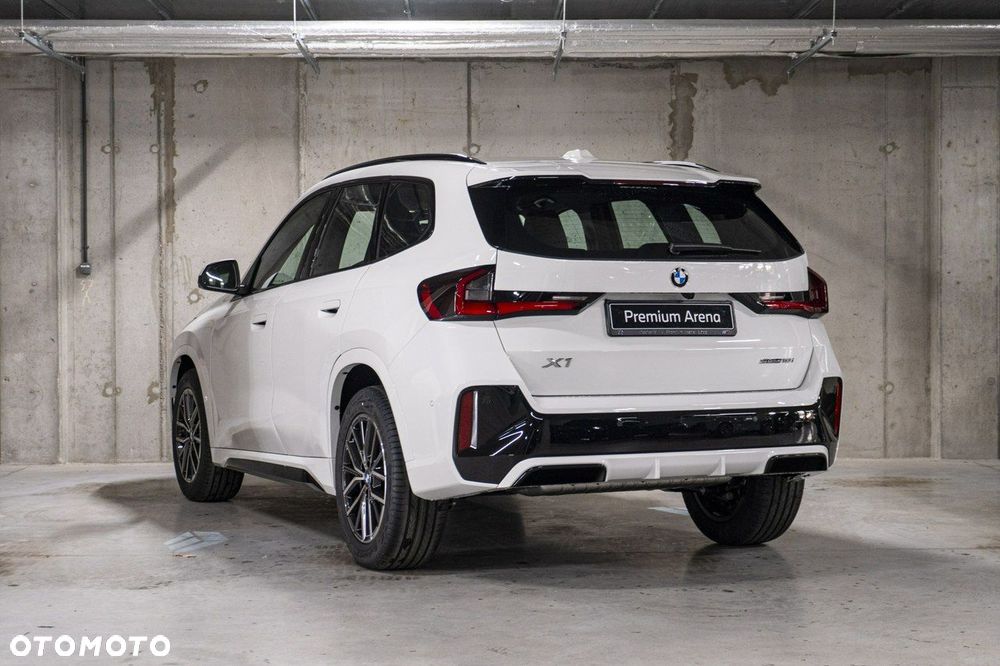 BMW X1 sDrive18i - 8