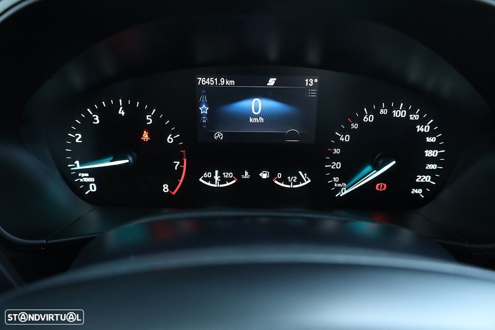 Ford Focus 1.0 EcoBoost MHEV ST-Line - 47