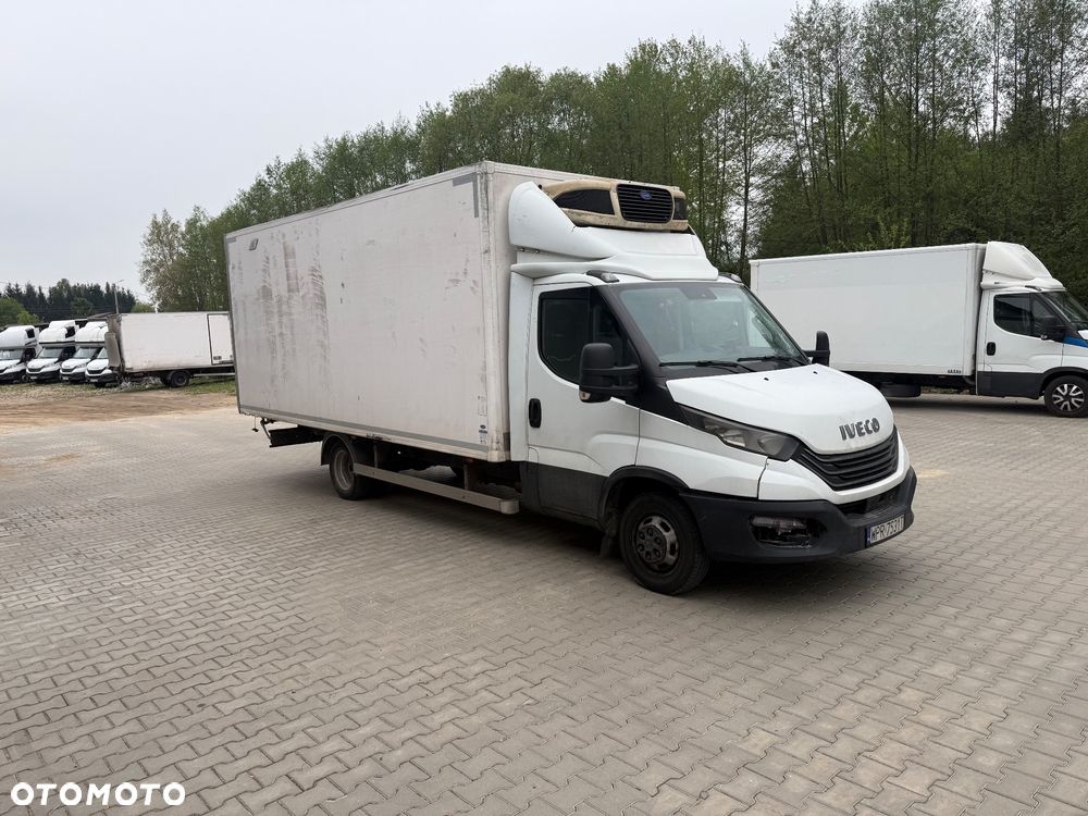 Iveco Daily lift 2019 50c17 10 palet chłodnia izoterma - 6