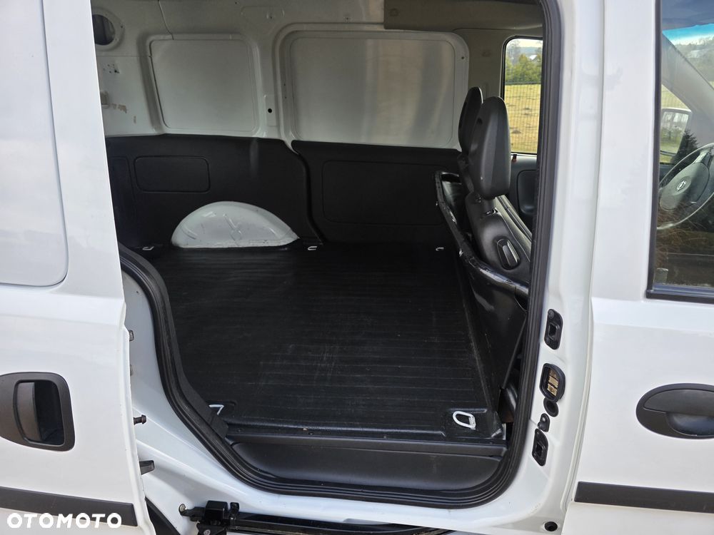 Opel Combo - 14