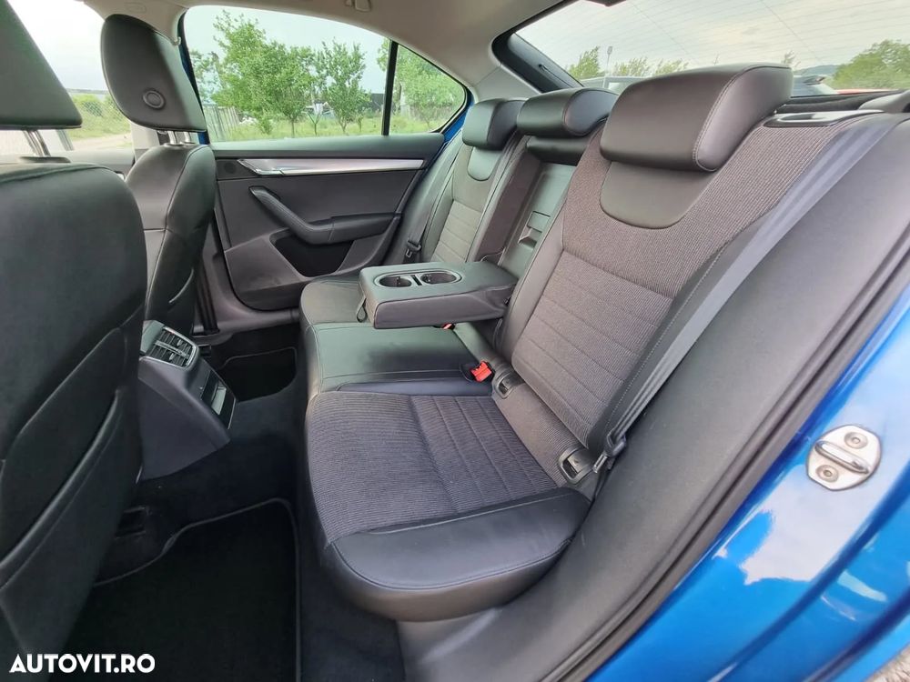 Skoda Octavia 2.0 TDI Sport Edition - 20