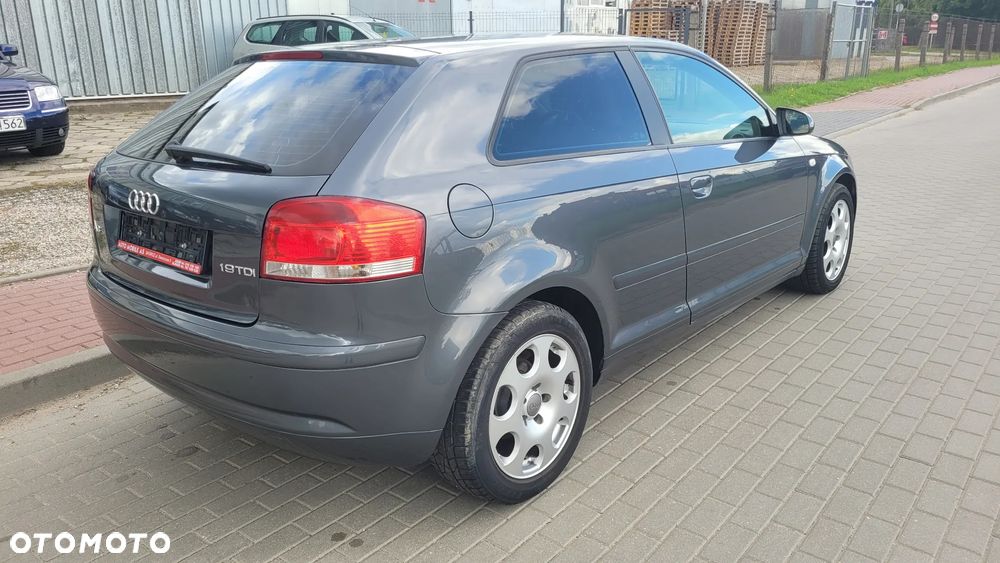 Audi A3 3-drzwiowe - 9