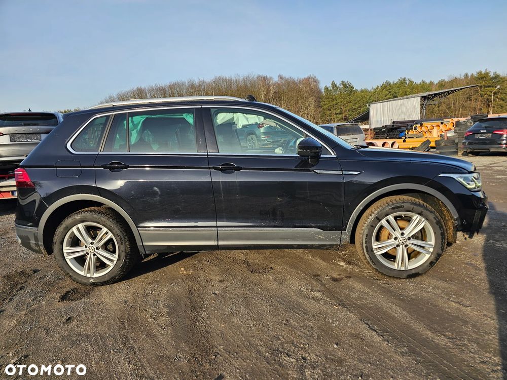 Volkswagen Tiguan 2.0 TDI SCR 4MotION DSG Elegance - 10